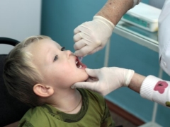 Vaksin polio