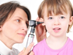 Antibiotics for otitis in children