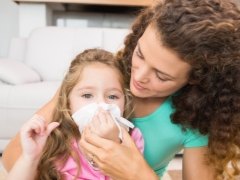 Soll ich Kalanchoe-Saft zur Behandlung von Rhinitis bei Kindern verwenden?