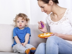 ما يجب أن يكون النظام الغذائي للإسهال عند الطفل؟