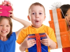 What to give a child for 7 years?