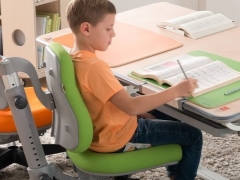 Stuhl für Schulkinder, höhenverstellbar