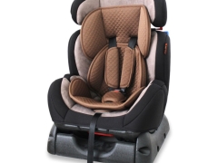 أنواع مقاعد السيارات Lorelli من شركة Bertoni