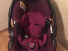 اختيار مقعد سيارة ماركة Stokke