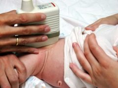 Ultrasound of the hip joints for newborns and infants