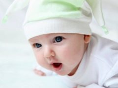 Bebek ne zaman kafasını kendi kendine tutmaya başlar?