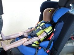 Çocuk oto koltuklarının çarpma testleri: en güvenli ve kaliteli modeller