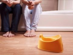 Mengapa kanak-kanak berhenti pergi ke periuk dan apa yang perlu dilakukan?