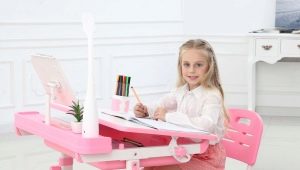 Mesa de criança ajustável em altura