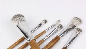 Brushes mula sa fur ng ardilya: kung paano pipiliin?