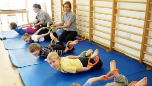 Apakah kumpulan terapi latihan untuk kanak-kanak dan bagaimana pelajarannya?