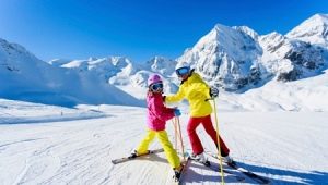 Bagaimana untuk memilih ski kanak-kanak?