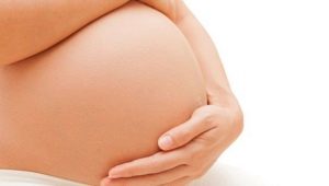 Causas do trabalho de parto prematuro, sintomas e primeiros sinais