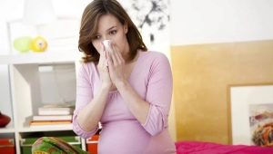 Apa yang perlu dilakukan dengan hidung, batuk atau batuk yang sejuk pada trimester kehamilan kedua?