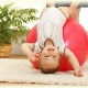 Gimnastik untuk kanak-kanak dari 1 hingga 2 tahun: latihan yang berkesan