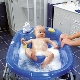 Memilih pendirian di bawah mandi untuk bayi baru lahir