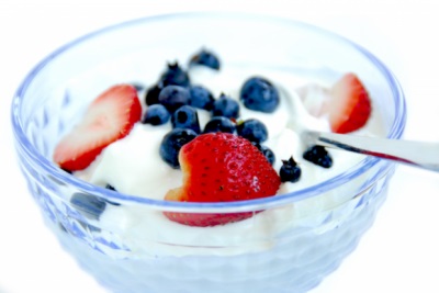 Fresh fruit yoghurt
