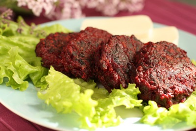 Pancar köftesi