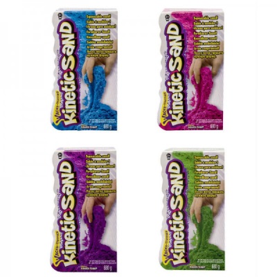 Kinetic sand of different colors