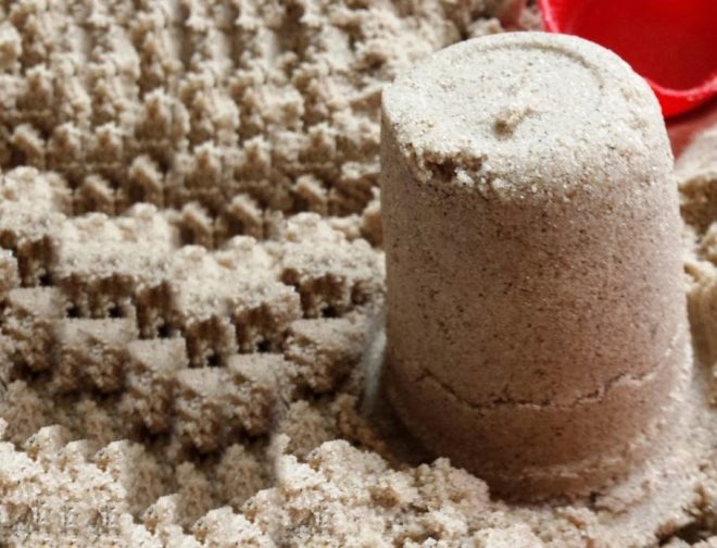 Kinetischer Sand selber machen